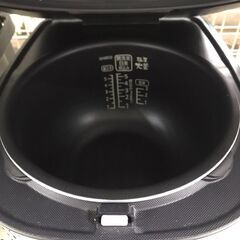 アイリスオーヤマ　IHジャー炊飯器　MRC-IG50-B　2024年製　5.5合炊きの画像