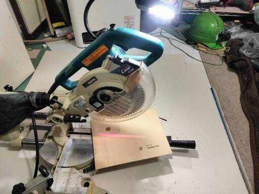 取引完了：マキタスライド押切りレーザー付き