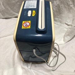 コンパクトシュレッダーの画像