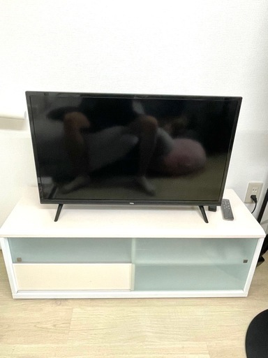 【🔸定価30，000円】TCL スマートテレビ+テレビ台 32型