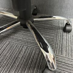 【100円でお譲りします】PCチェアの画像