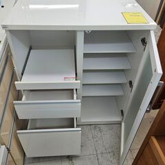 ✨️ジモティー割引✨️【ジャングルジャングル堺初芝店】 　ニトリ　レンジ台　ホワイト　堺市（東区　西区　北区　南区　堺区　美原区）高石市　泉大津市　忠岡町　和泉市　松原市　大阪狭山市の画像