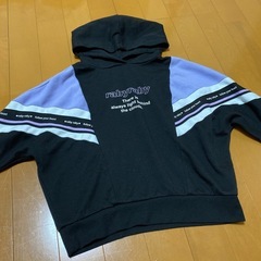 無料！！キッズフード付きトレーナーの画像
