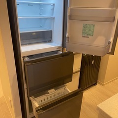 6ヶ月使用「冷蔵庫&洗濯機」シャープ ドラム式 洗濯乾燥機 洗濯7kg と冷蔵庫の画像