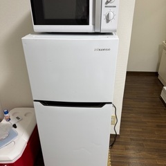 ソファーベッド、電子レンジ、洗濯機、冷蔵庫4点セットの画像