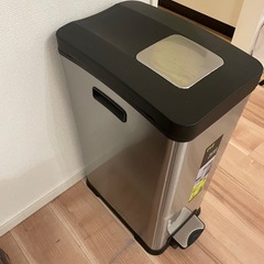 ゴミ箱（取りに来れる方）の画像