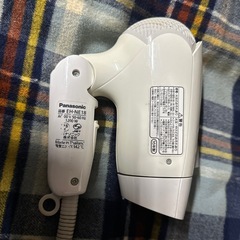 ヘアドライヤーの画像