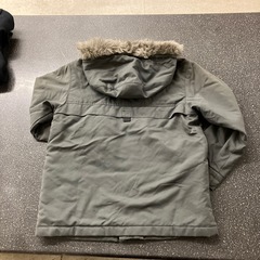 M2510-287 papp マウンテンパーカー キッズ 130センチ カーキ色 汚れ有りの画像