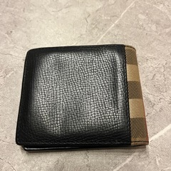 BURBERRY 折りたたみ財布の画像