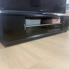 テレビボードの画像