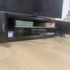 テレビボードの画像