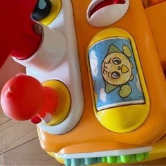 アンパンマン　車
の画像