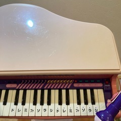 おもちゃピアノ
の画像