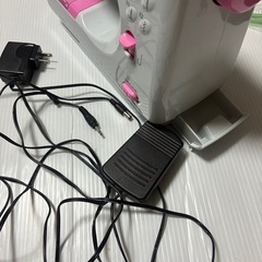 軽量コンパクトミシン　足踏み付きの画像