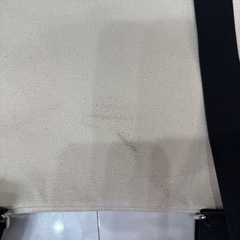 THREE バックの画像