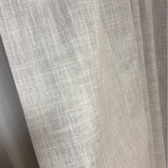 カーテンの画像
