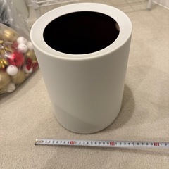 ゴミ箱の画像