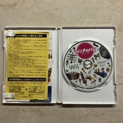 WiiParty🎉Wiiパーティーあなたが主役のミニゲーム80種類以上Nintendo任天堂2~4人用友だち家族みんなのMiiで新体験パーティーゲーム✨動作未確認カラフルの画像