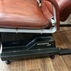 シャンプー椅子
の画像