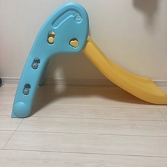 美品室内用滑り台の画像