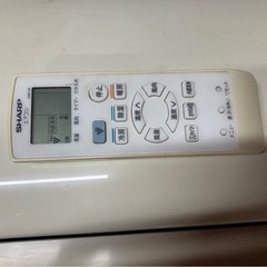 【中古】¥23,800 ルームエアコン8-10畳　シャープ
【IJ126】の画像