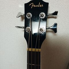 フェンダー エレアコベース CB-60SCE の画像