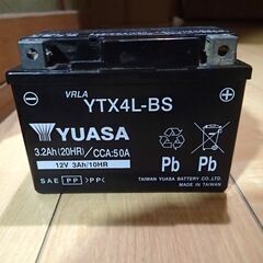 中古ジャンク）JA45クロスカブ使用　バッテリー　YTX4L-BSの画像