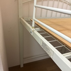 ベッドフレームの画像