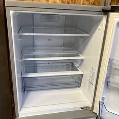 【中古】¥18,800 3ドア冷蔵庫　272リットル
　アクア 【IJ128】の画像