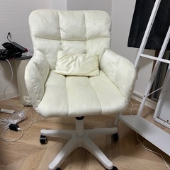 ステンレス製　机　オフィス机　椅子付きの画像
