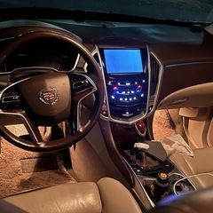 キャデラックSRX4WD    h27年式 車検8年8月の画像