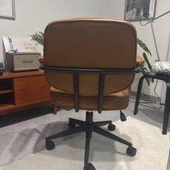 昇降式 オフィスチェア アームレスト付きの画像