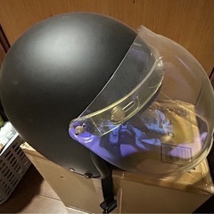 ヘルメット（お話し中）の画像