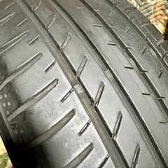 185/65R15 中古タイヤ2本とバルブ付きの画像
