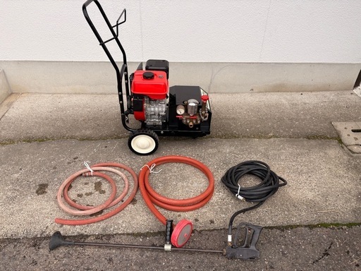 ⭐️整備　動作確認済み　カーツ　エンジン　高圧洗浄機　動噴機　洗車機　付属品　取り扱い説明書　付属
工具　有り⭐️　　　