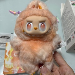 ラブブの画像