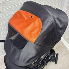 ［美品✨］🎉 完備品　説明書　クッション 付　手洗い清掃済み 　❗️ combi クロスゴー 4キャス UJ ‼️　ハンドル角度調節　両対面 式の画像
