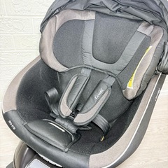 🉐格安❗️　［手洗い済❗️］ ✨ combi クルムーヴ スマート JG-650  チャイルドシート　福岡　isofix 固定の画像