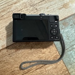 美品、デジカメ　パナソニックLUMIX DMC-TZ70の画像