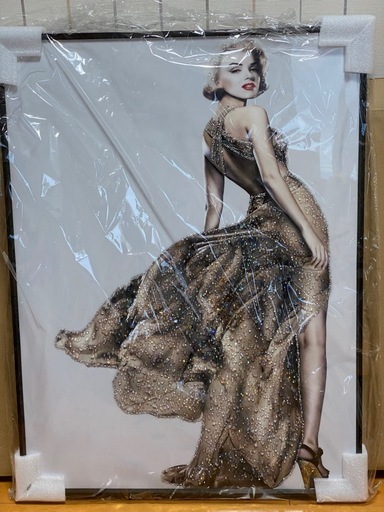 新品・未使用　水晶絵　アートパネル　マリリンモンロー　額絵　額縁　絵画　アート　ゴールド　壁掛