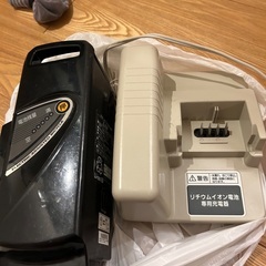 電動自転車（前かご付）＋バッテリー2個＋充電器の画像