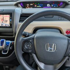 福岡発,29年式フリードハイブリッド,ホンダセンシング,ローン可,車検満タン渡,両側電動,スマートキー,大阪南港2.9万円,東京有明港3.9万円の画像