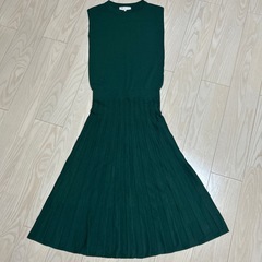ロペピクニックのニットワンピースの画像