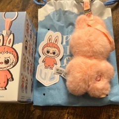 ラブブイニシャルU ぬいぐるみペンダントの画像