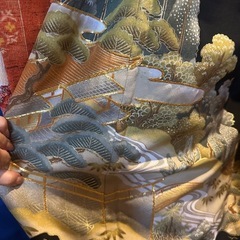 着物詰め放題1000円の画像