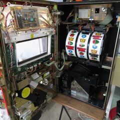 希少台 4号機 キングオブファイア コイン使用 スロット機│江別市のリサイクルショップドロップの画像