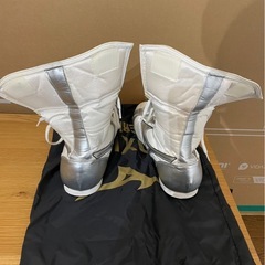 ボクシングシューズ　28.5cm 生産受注品　シルバー　スポーツ　シューズの画像
