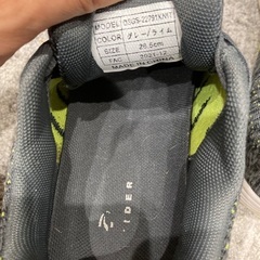 ブランドスニーカー26.5センチの画像