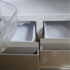 日立冷蔵庫ですの画像