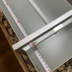 テーブル　3000円の画像